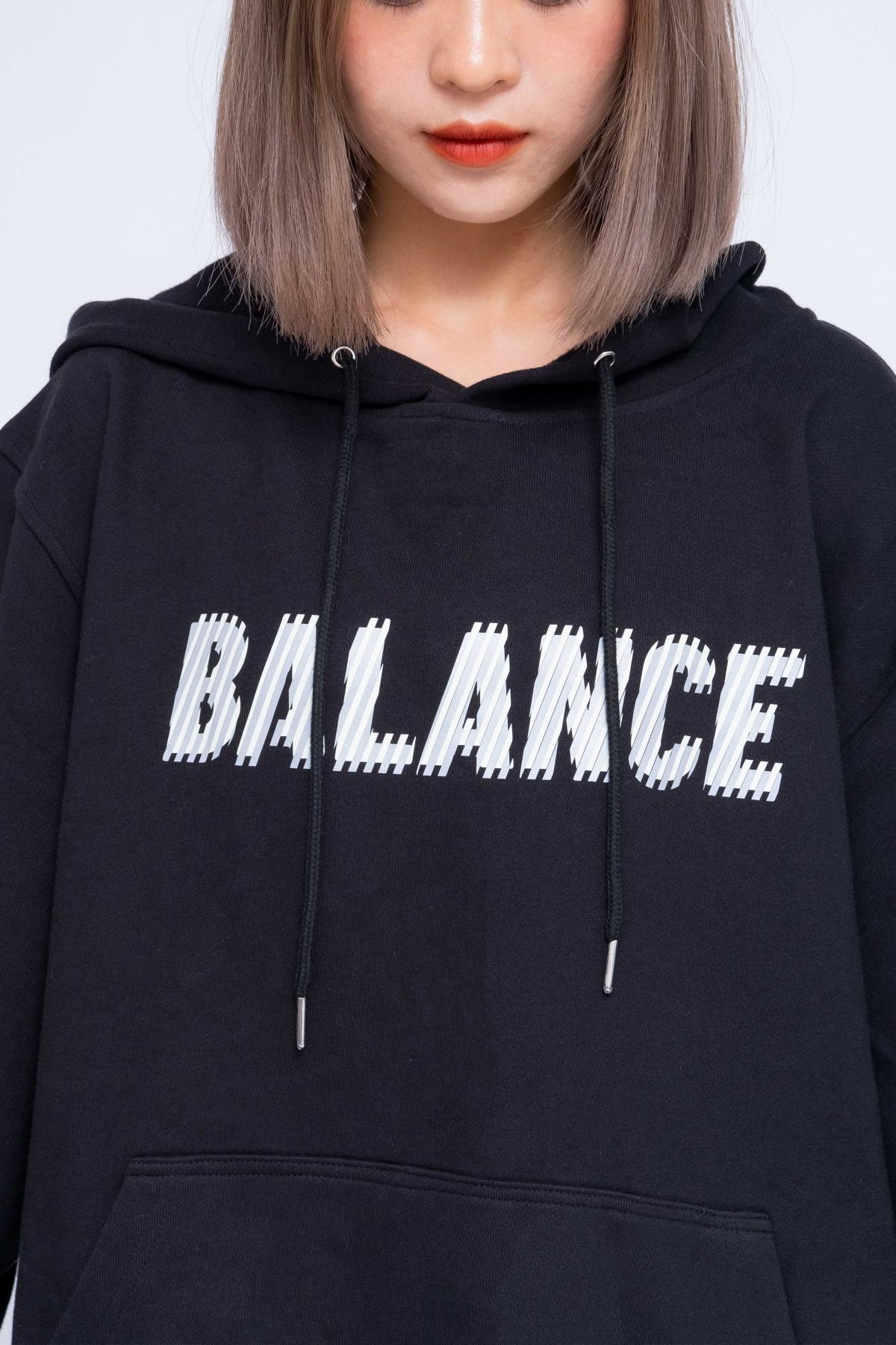 Áo Hoodie Oversized Nữ Balance R&G #0