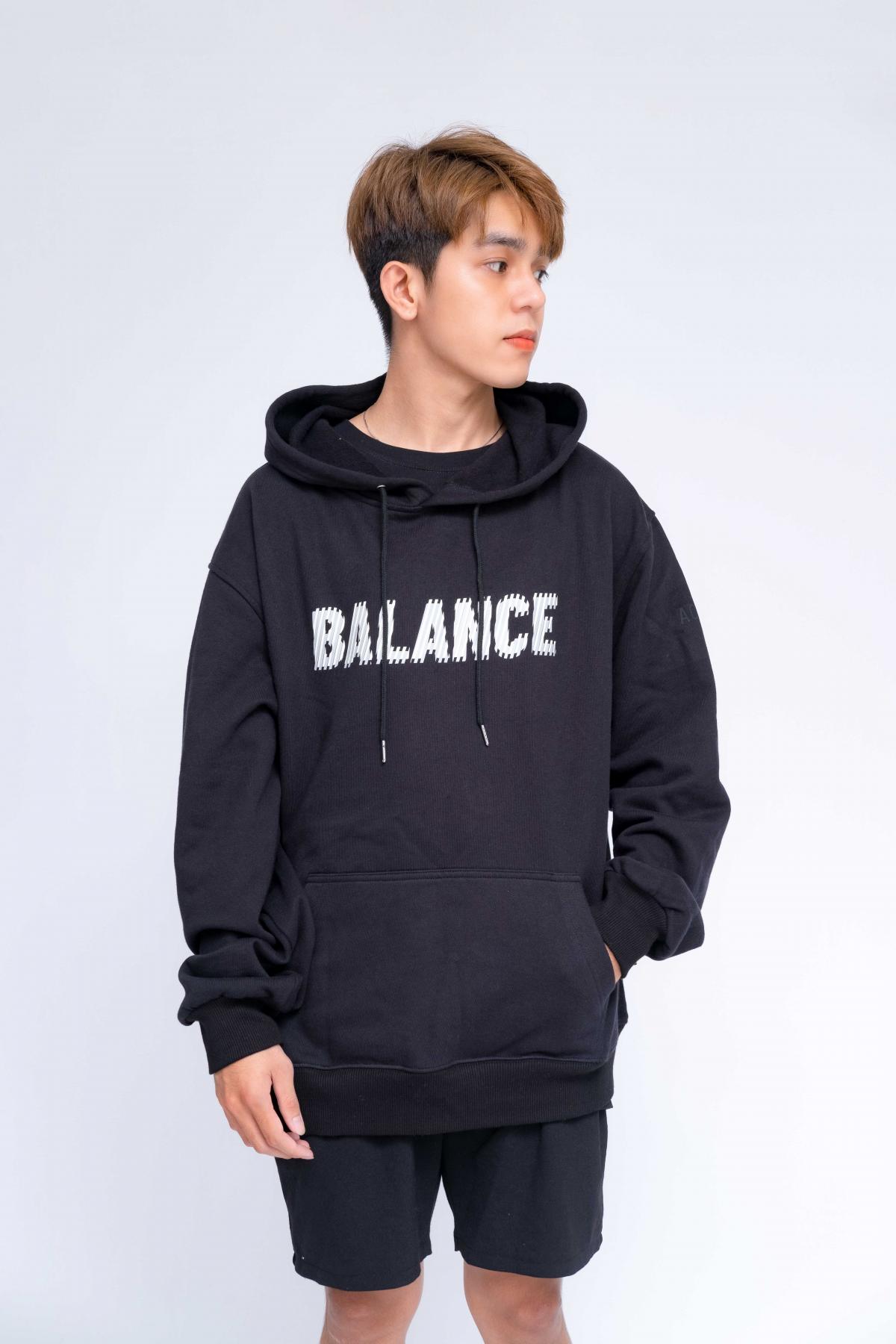 Áo Hoodie Oversized Nam Balance R&G #2