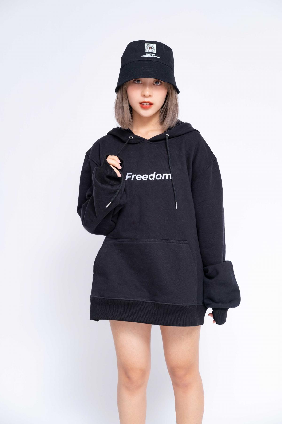 Áo Hoodie Oversized Nữ Freedom Reflection #3