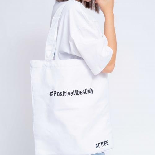 Túi Tote Positive Vibes Only